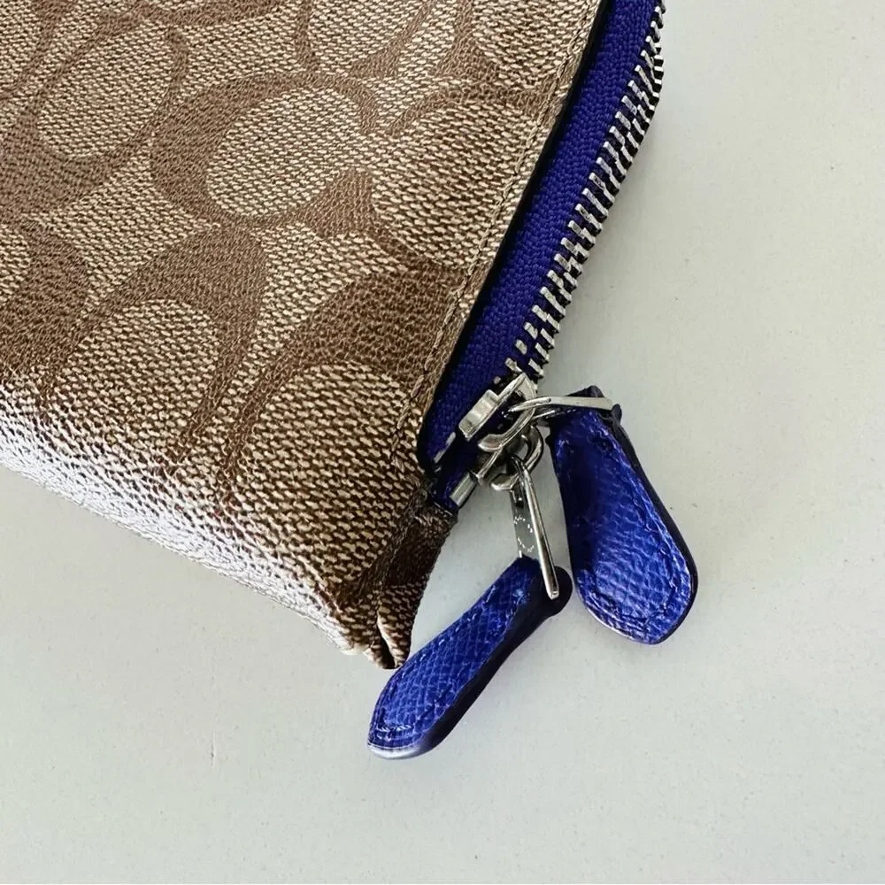 COACH Brown Tan Emblem Logo Purple Zipper Card Holder Wristlet Bag Purse Wallet